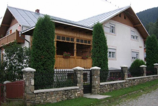 Iris House